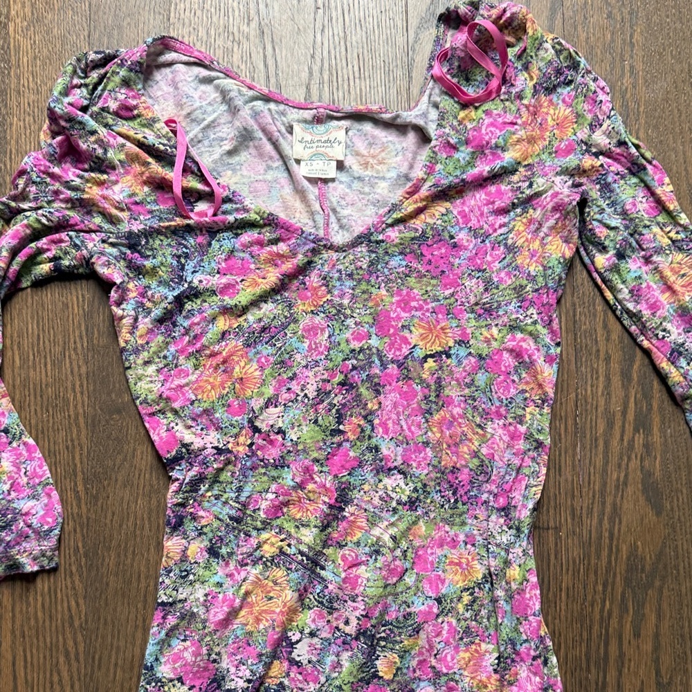 Free People Pink Floral Print Long Sleeve Dress or top - Picture 3 of 4